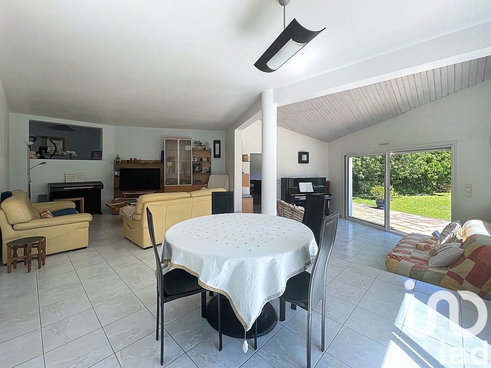 � vendre  Maison Dompierre-sur-Mer (17139)