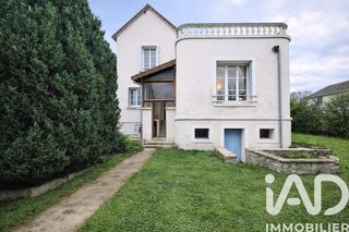  Maison � vendre 4 pi�ces 205 m�