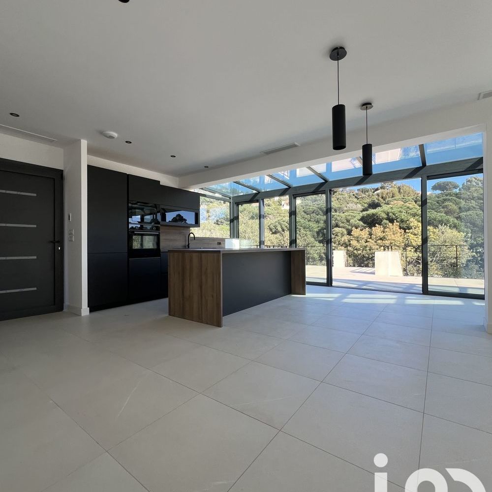 � vendre  Maison La Croix-Valmer (83420)