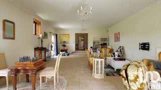  Maison � vendre 6 pi�ces 205 m�