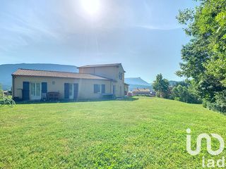  Maison � vendre 8 pi�ces 220 m�