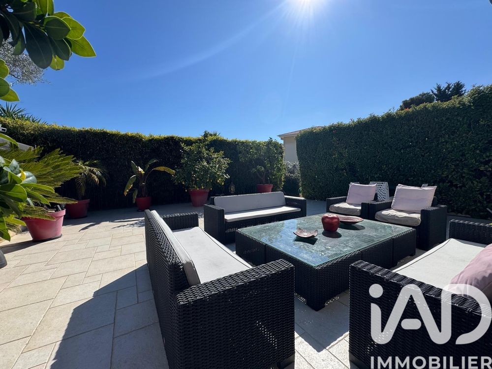 � vendre  Villa Antibes (06600)