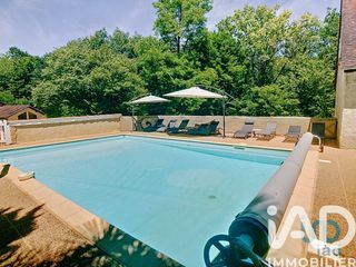  Maison � vendre 14 pi�ces 325 m�