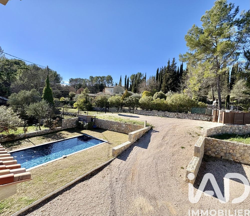 � vendre  Maison Montauroux (83440)