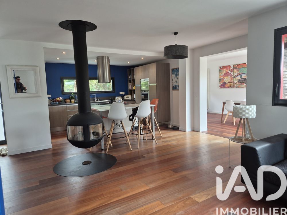 � vendre  Villa Saint-Nazaire (44600)