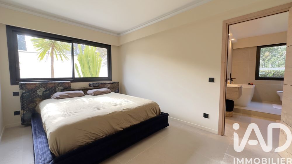 � vendre  Appartement Antibes (06600)