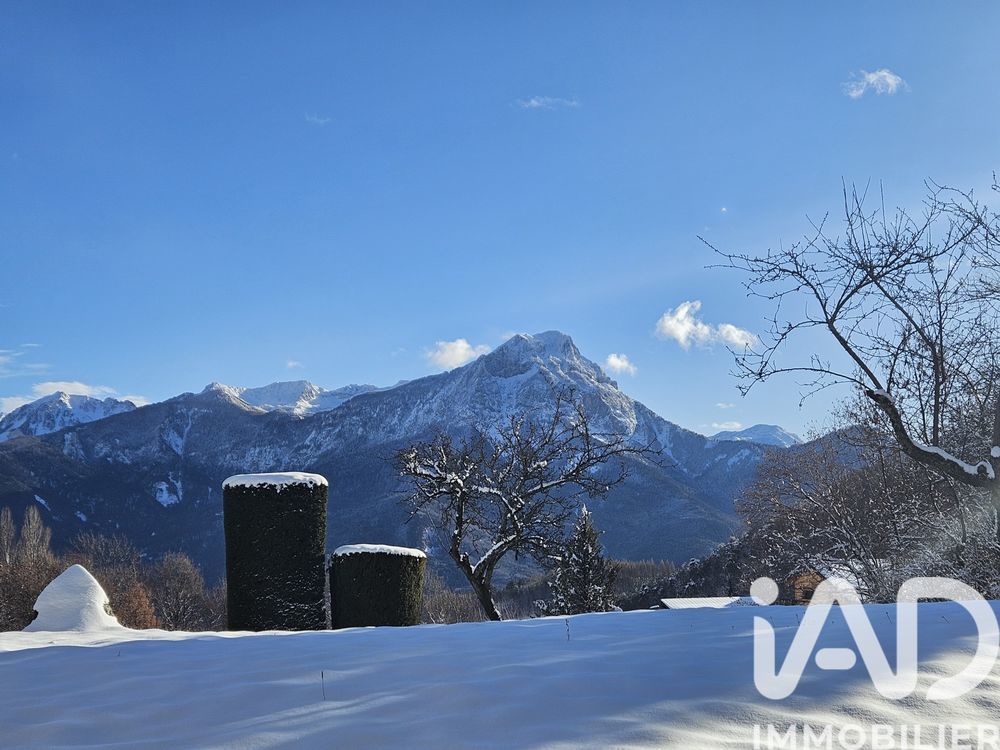 � vendre  Villa Savines-le-Lac (05160)