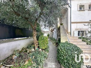  Maison � vendre 6 pi�ces 225 m�