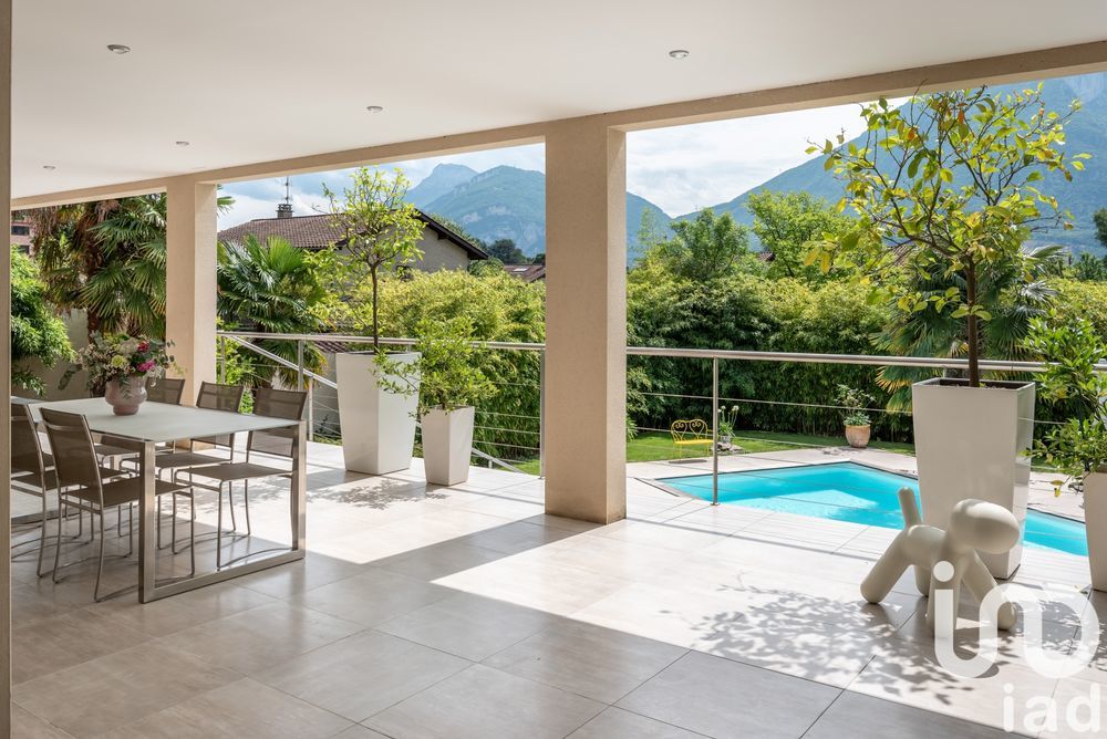 � vendre  Villa Fontanil-Cornillon (38120)