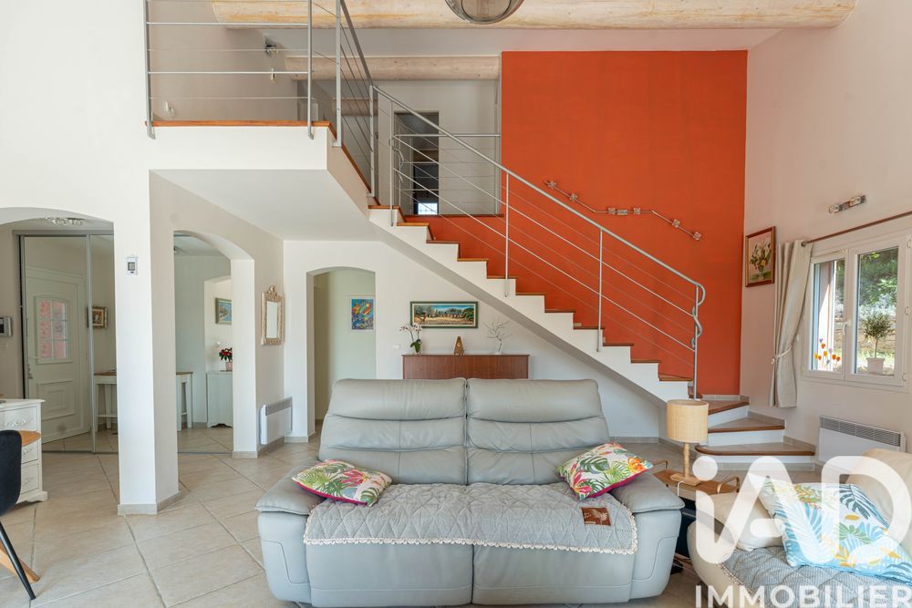 � vendre  Maison Saint-Cyr-sur-Mer (83270)