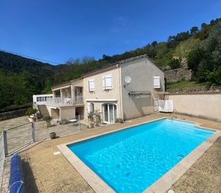  Maison � vendre 6 pi�ces 180 m�