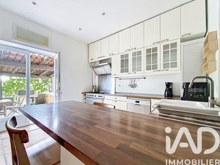  Maison � vendre 8 pi�ces 215 m�