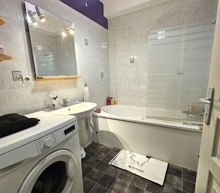  Immeuble � vendre 202 m�