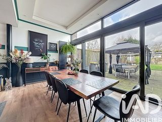  Maison � vendre 10 pi�ces 247 m�