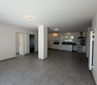  Appartement � louer 3 pi�ces 91 m�