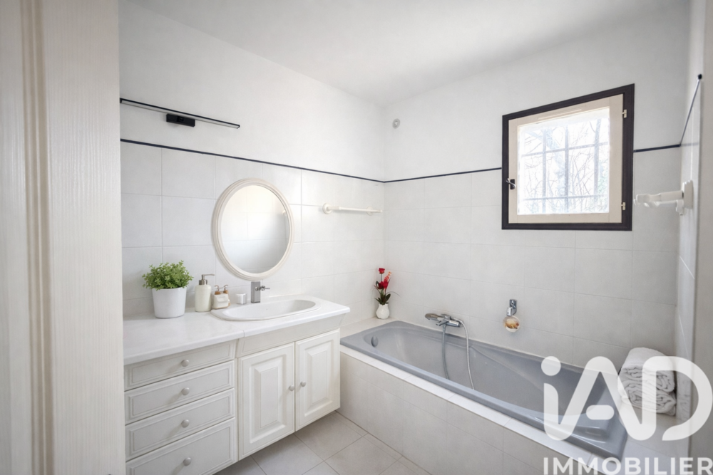 � vendre  Maison Valbonne (06560)