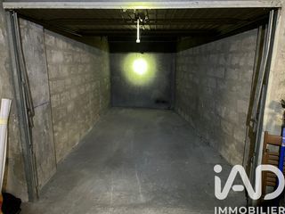  Parking / Garage � vendre 12 m�