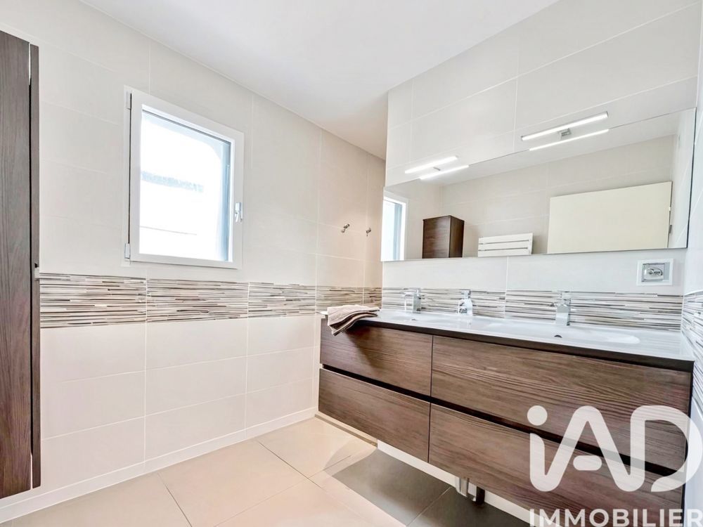 � vendre  Villa Bouleuse (51170)