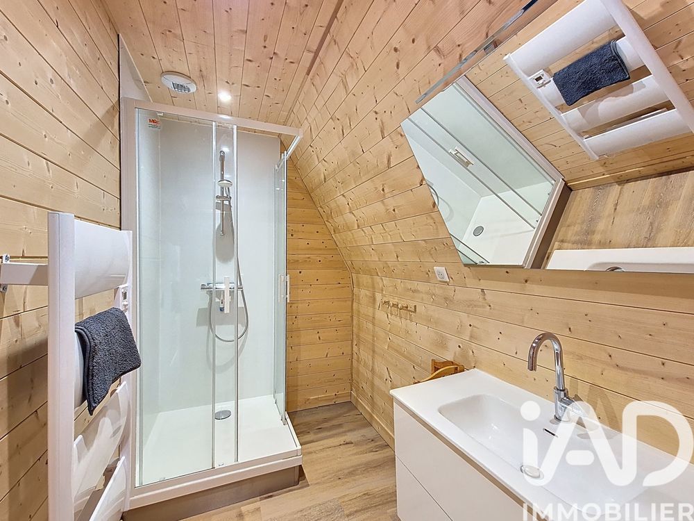 � vendre  Maison Besse-et-Saint-Anastaise (63610)