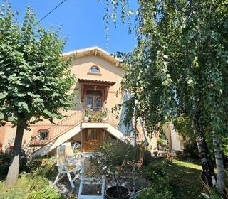  Maison � vendre 8 pi�ces 220 m�