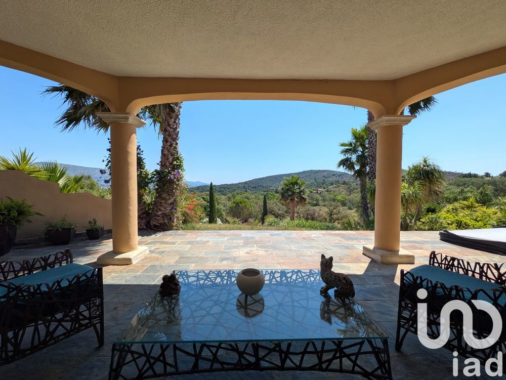 � vendre  Maison Bormes-les-Mimosas (83230)