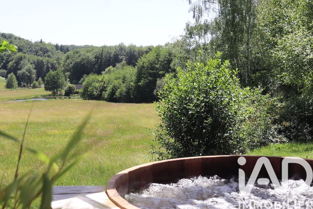 � vendre  Maison Champs-sur-Tarentaine-Marchal (15270)