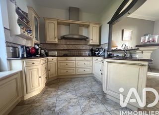  Maison � vendre 9 pi�ces 263 m�