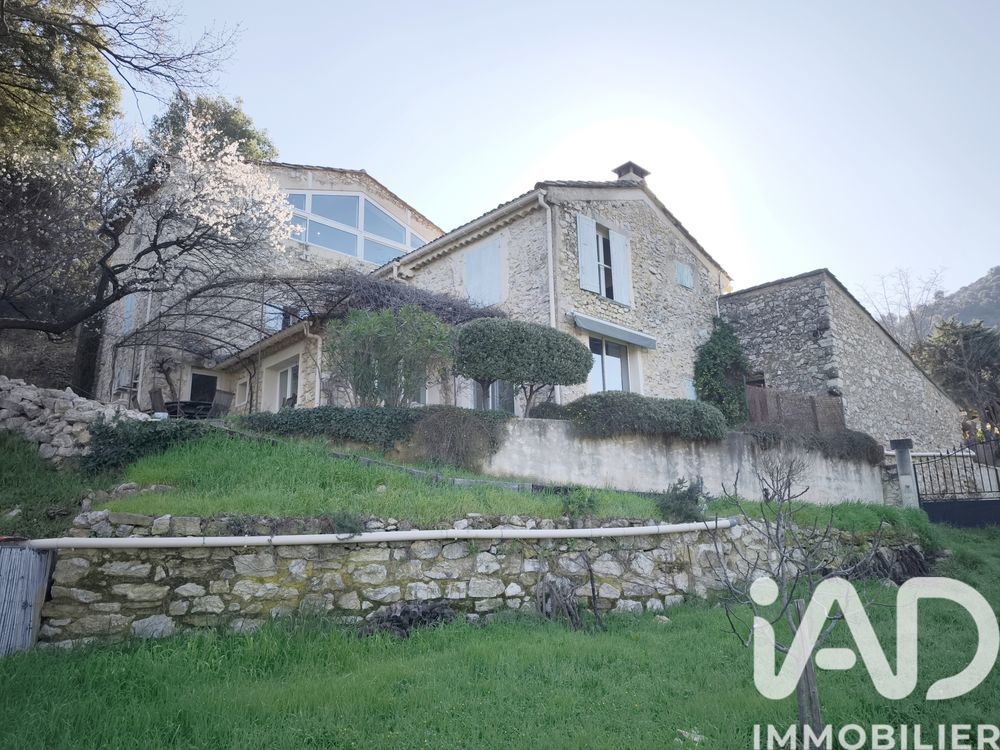 � vendre  Maison La Roque-Alric (84190)