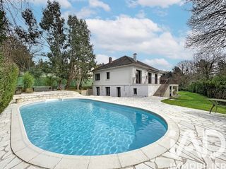  Maison � vendre 7 pi�ces 220 m�