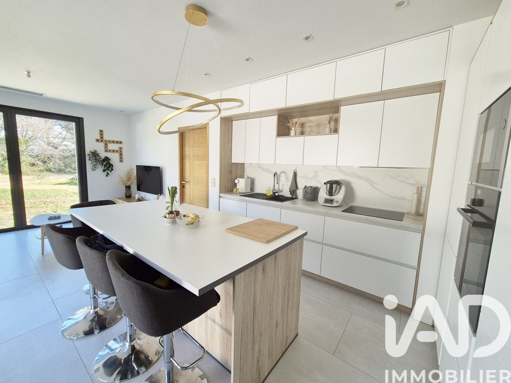 � vendre  Maison Rognes (13840)