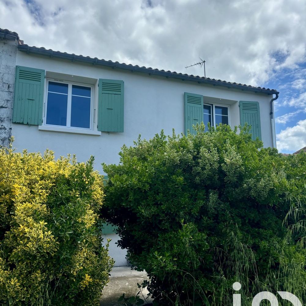 � vendre  Maison Sainte-Marie-de-R� (17740)