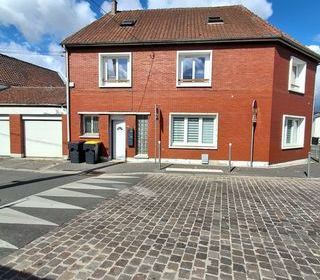  Immeuble � vendre 210 m�