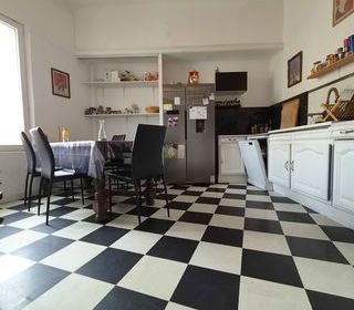  Immeuble � vendre 270 m�