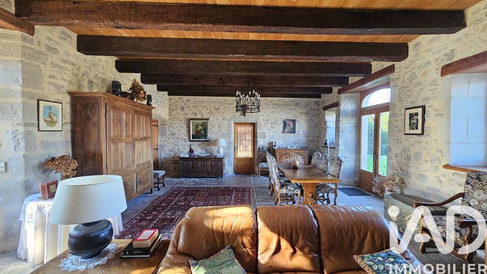 � vendre  Propri�t�/ch�teau Ambeyrac (12260)