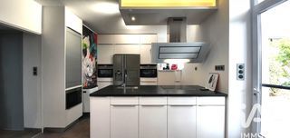  Maison � vendre 8 pi�ces 258 m�