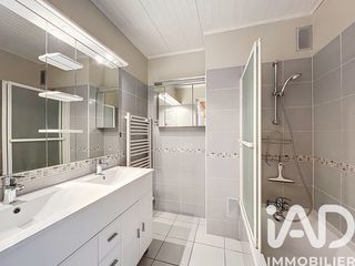  Appartement � vendre 3 pi�ces 77 m�