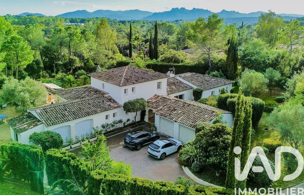 � vendre  Maison Roquebrune-sur-Argens (83520)