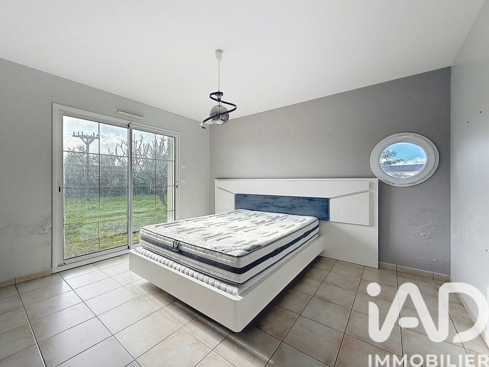 � vendre  Villa Saint-Michel-en-l'Herm (85580)