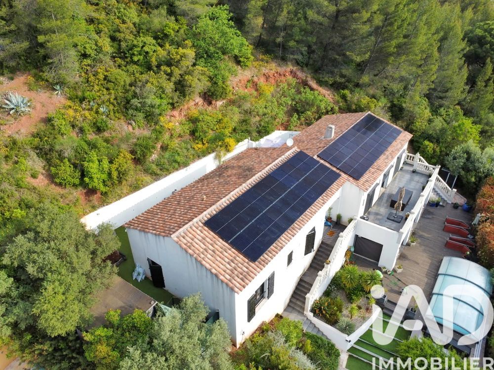 � vendre  Maison Cuers (83390)