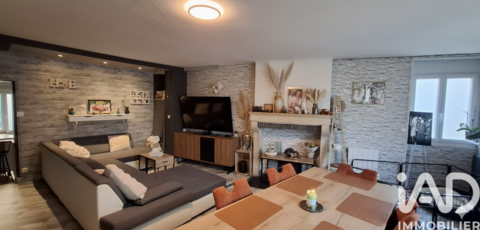   Vente Maison/villa 9 pi�ces Maison - 9 pi�ce(s) - 175 m�