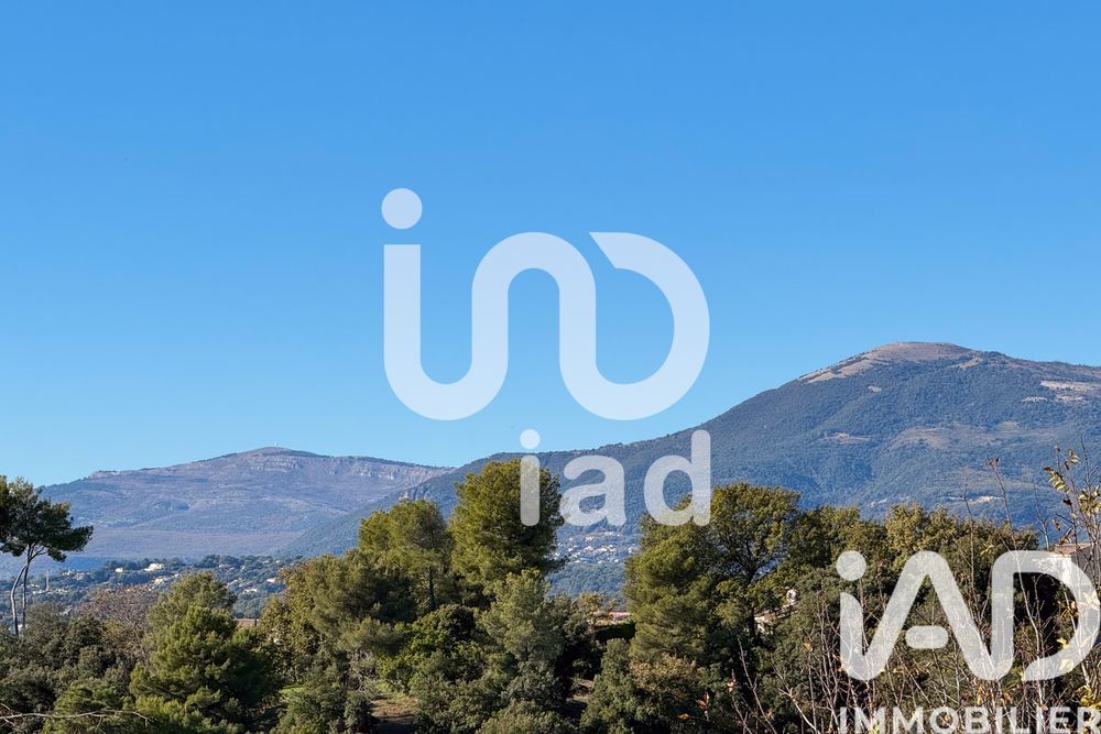 � vendre  Maison Saint-Laurent-du-Var (06700)