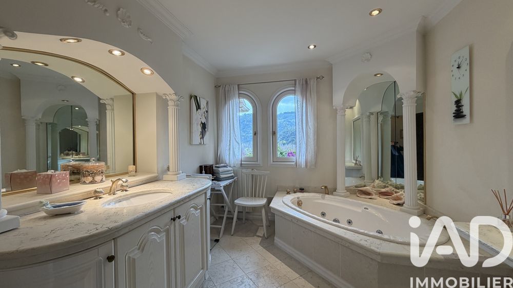 � vendre  Maison Auribeau-sur-Siagne (06810)