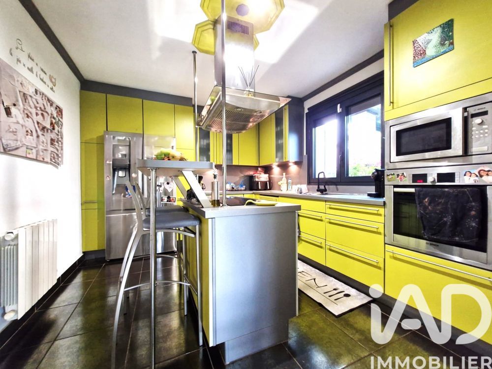 � vendre  Maison Mandres-les-Roses (94520)