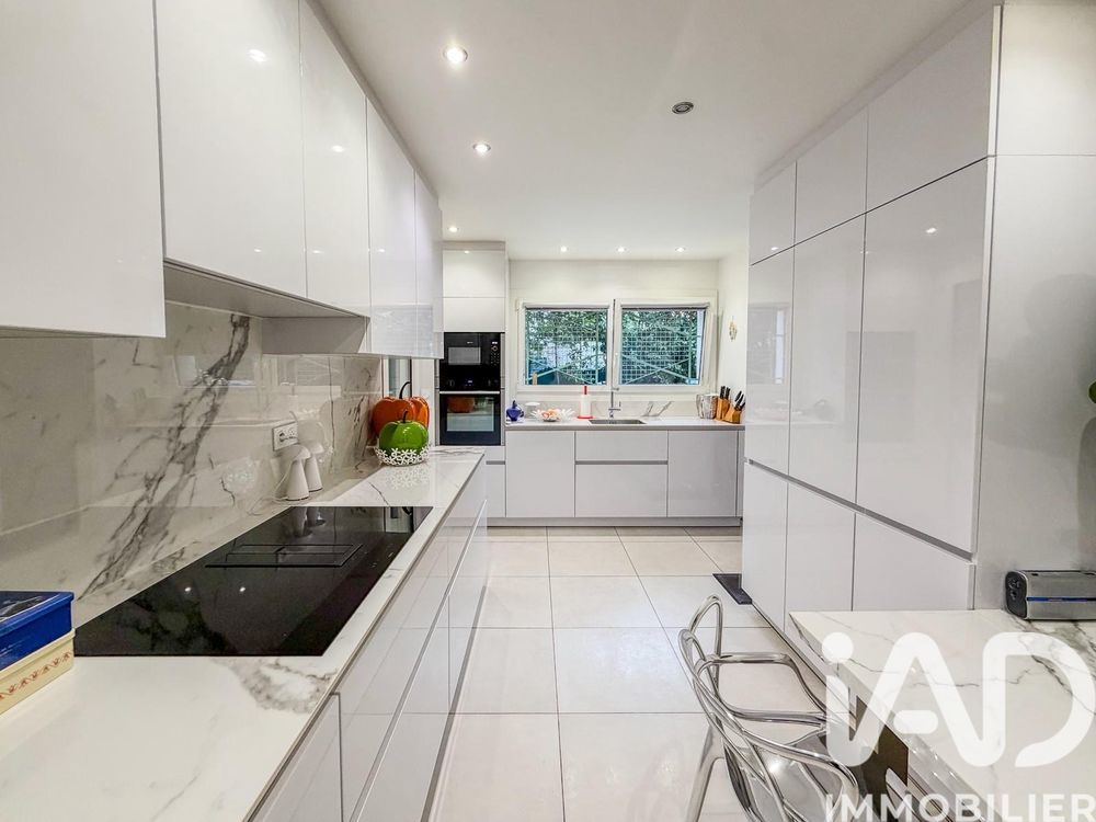 � vendre  Maison Saint-Rapha�l (83700)