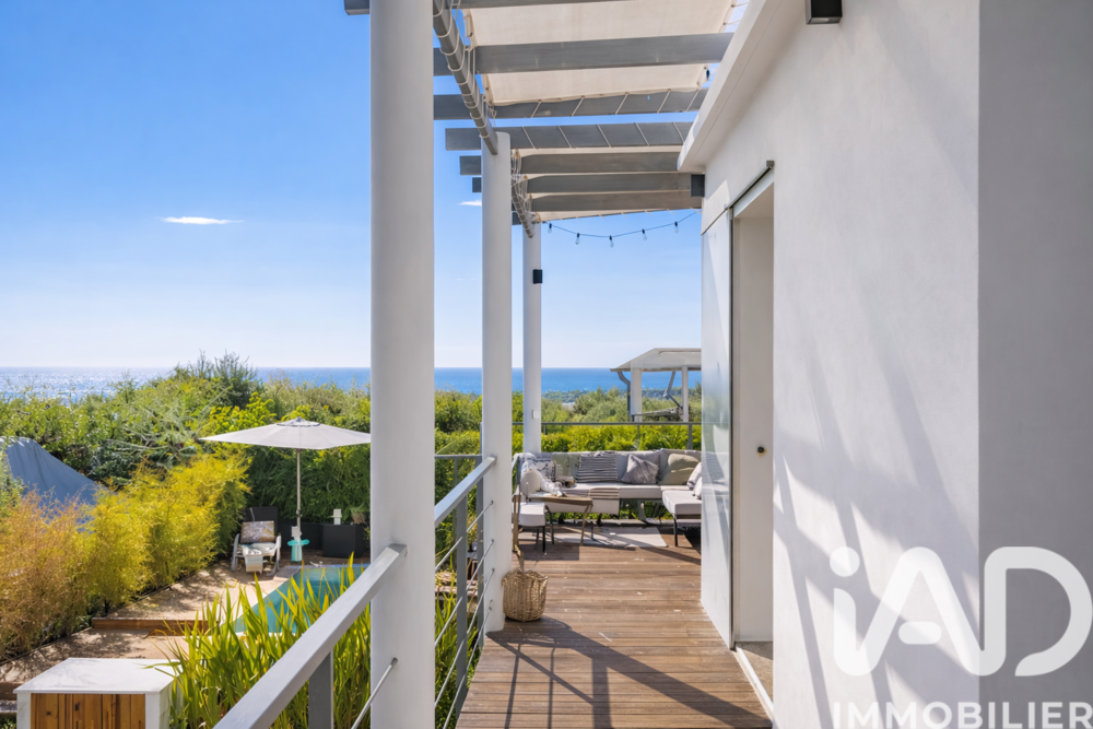 � vendre  Villa Mandelieu-la-Napoule (06210)