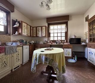  Maison � vendre 9 pi�ces 322 m�