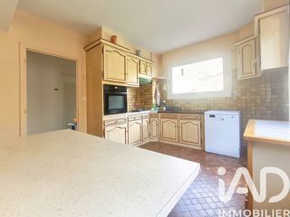  Maison � vendre 8 pi�ces 210 m�