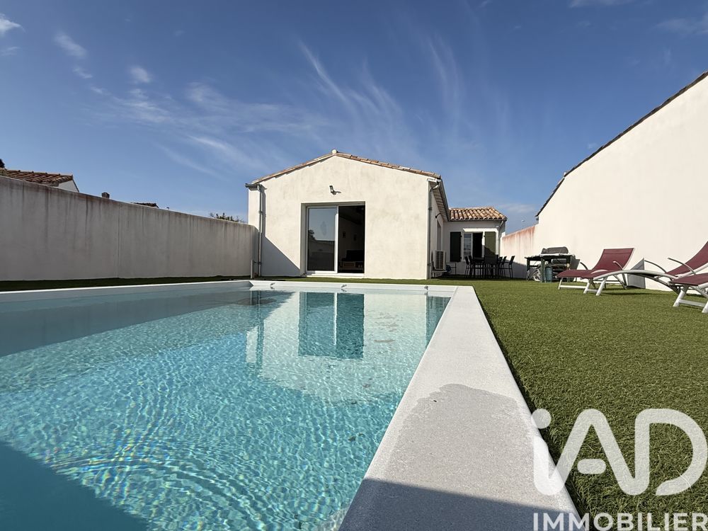 � vendre  Maison Le Bois-Plage-en-R� (17580)