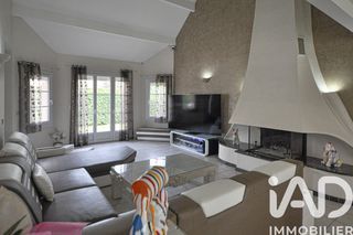  Maison � vendre 8 pi�ces 219 m�