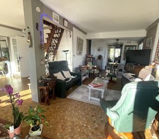  Maison � vendre 5 pi�ces 180 m�